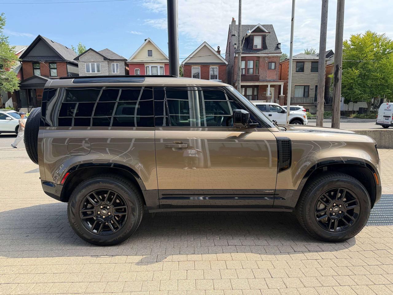 2021 Land Rover Defender X-Dynamic S Photo