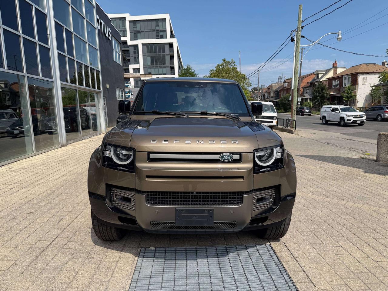 2021 Land Rover Defender X-Dynamic S Photo