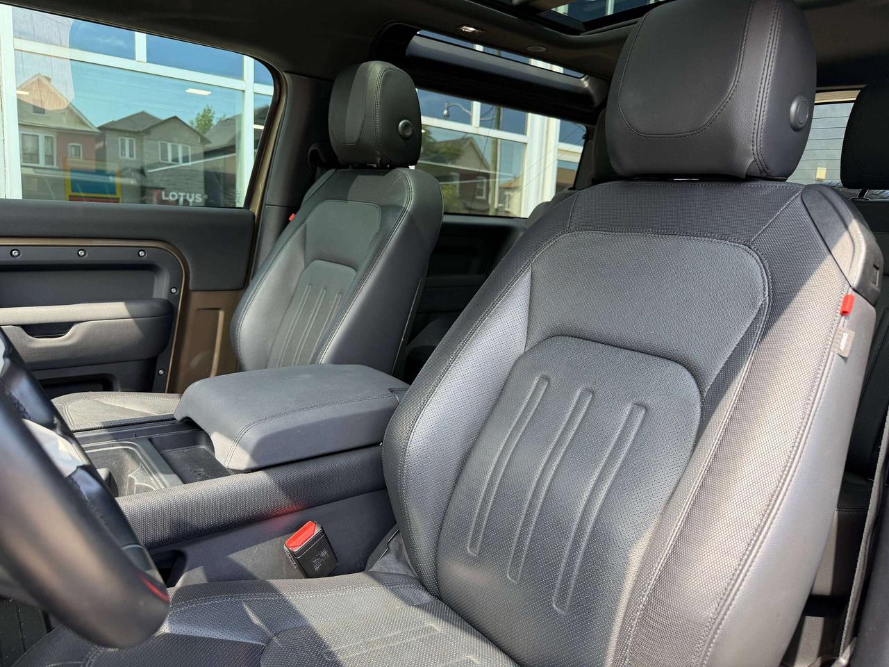 2021 Land Rover Defender X-Dynamic S Photo