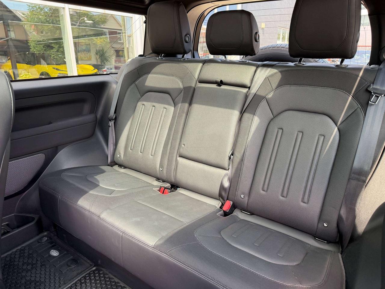 2021 Land Rover Defender X-Dynamic S Photo