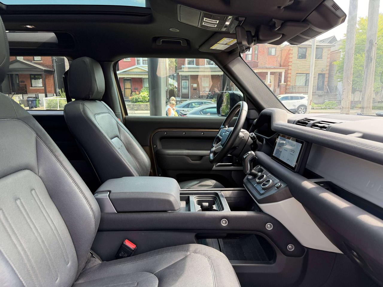 2021 Land Rover Defender X-Dynamic S Photo