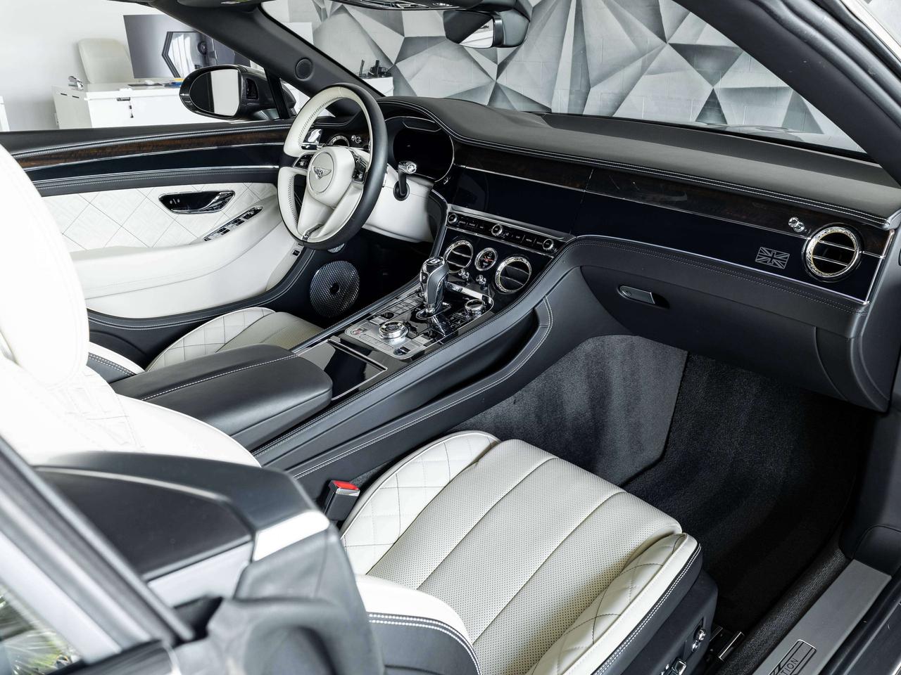 2020 Bentley Continental First Edition Photo