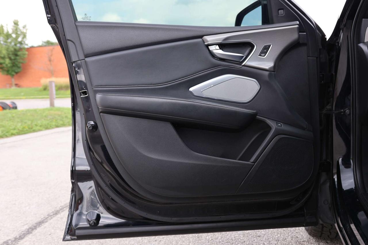 2021 Acura RDX A-Spec SH-AWD-R STARTER/NAV/ADAPT CRUISE/BCAM/BLIS/FCW/LKA/LEATHER&SUEDE/H SEATS & STEERING/KEYLESS/CARPLAY/PANOROOF Photo