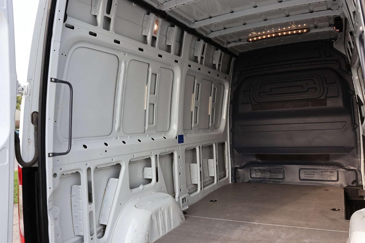 2021 Mercedes-Benz Sprinter 2500-HIGH ROOF-3PASS/BCAM/BLIS/PUSH START/CRUISE CONTROL/BLUETOOTH/AUTO HEADLIGHTS/3 KEYS Photo