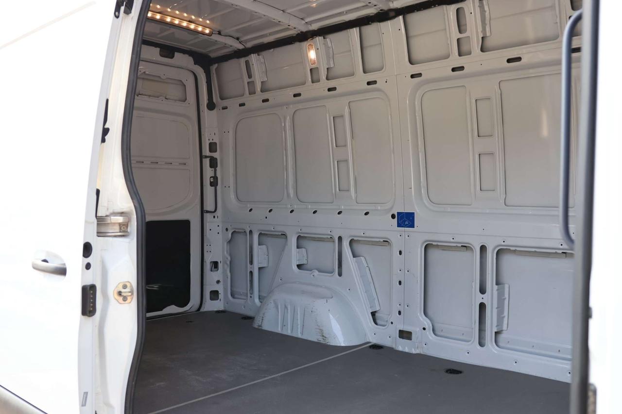 2021 Mercedes-Benz Sprinter 2500-HIGH ROOF-3PASS/BCAM/BLIS/PUSH START/CRUISE CONTROL/BLUETOOTH/AUTO HEADLIGHTS/3 KEYS Photo