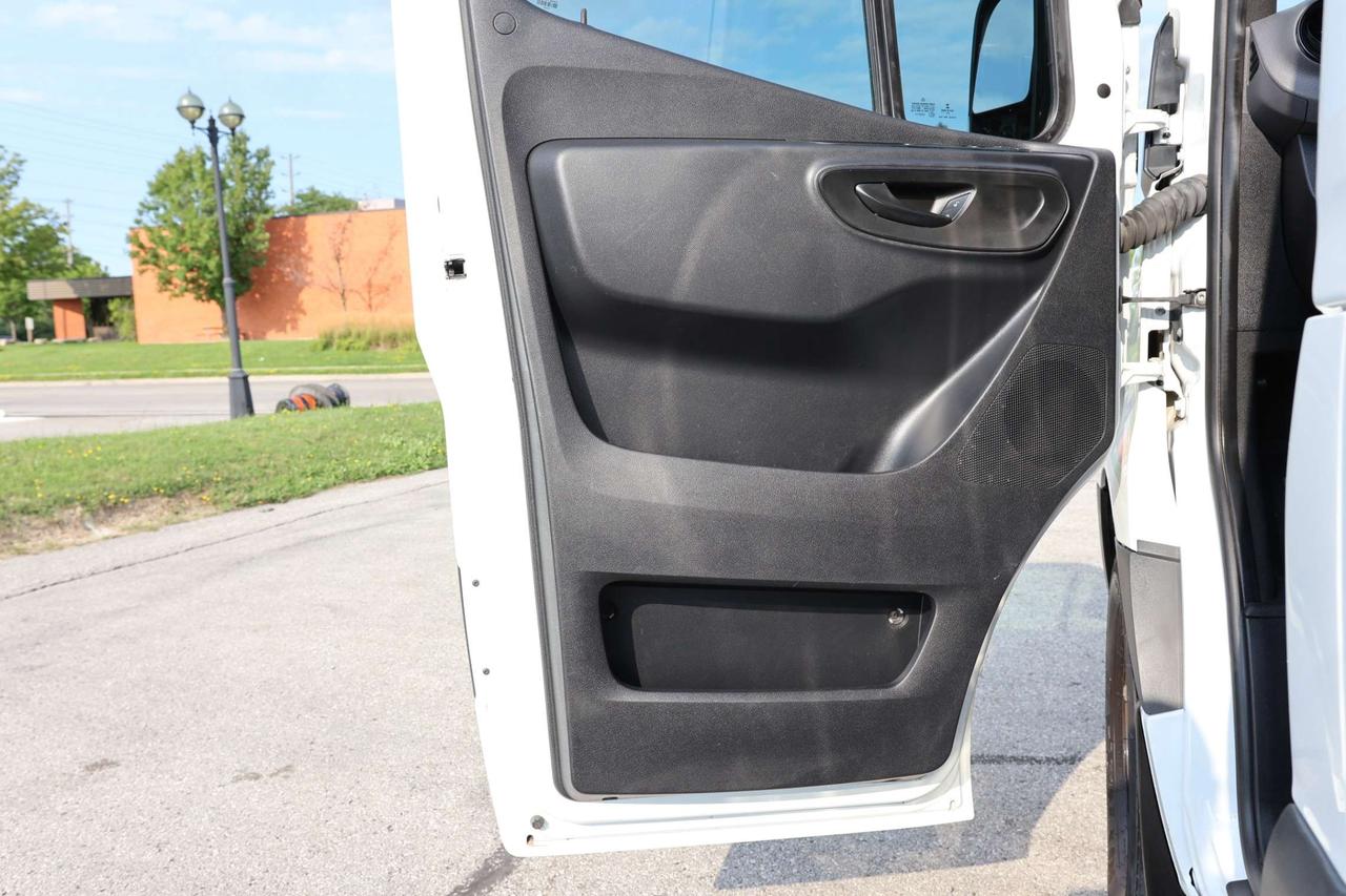 2021 Mercedes-Benz Sprinter 2500-HIGH ROOF-3PASS/BCAM/BLIS/PUSH START/CRUISE CONTROL/BLUETOOTH/AUTO HEADLIGHTS/3 KEYS Photo
