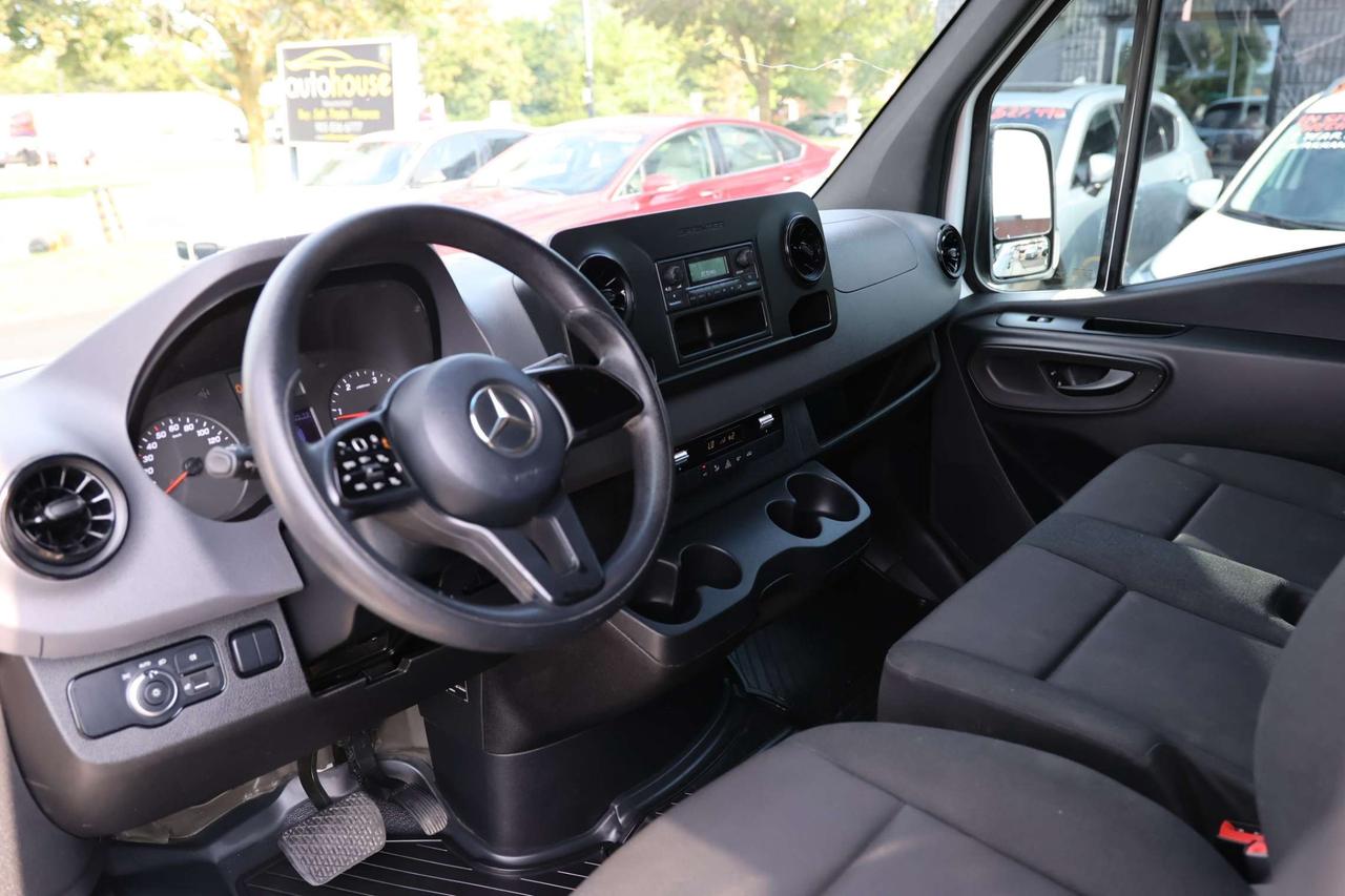2021 Mercedes-Benz Sprinter 2500-HIGH ROOF-3PASS/BCAM/BLIS/PUSH START/CRUISE CONTROL/BLUETOOTH/AUTO HEADLIGHTS/3 KEYS Photo