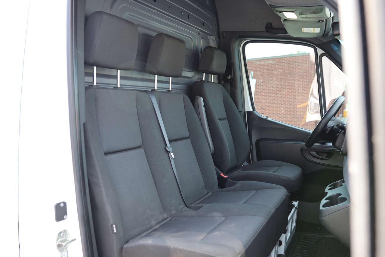 2021 Mercedes-Benz Sprinter 2500-HIGH ROOF-3PASS/BCAM/BLIS/PUSH START/CRUISE CONTROL/BLUETOOTH/AUTO HEADLIGHTS/3 KEYS Photo