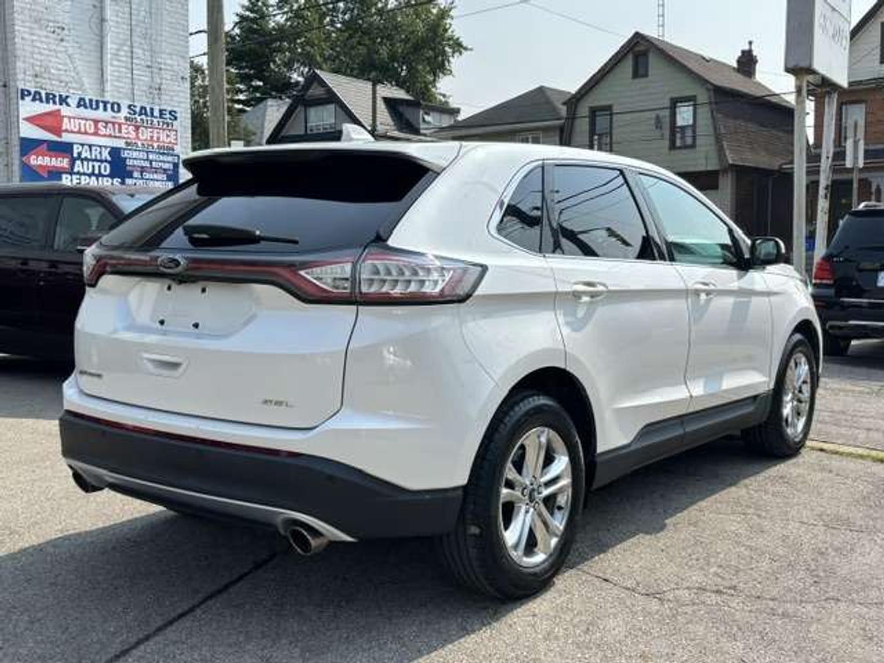 2015 Ford Edge FWD V6 Photo