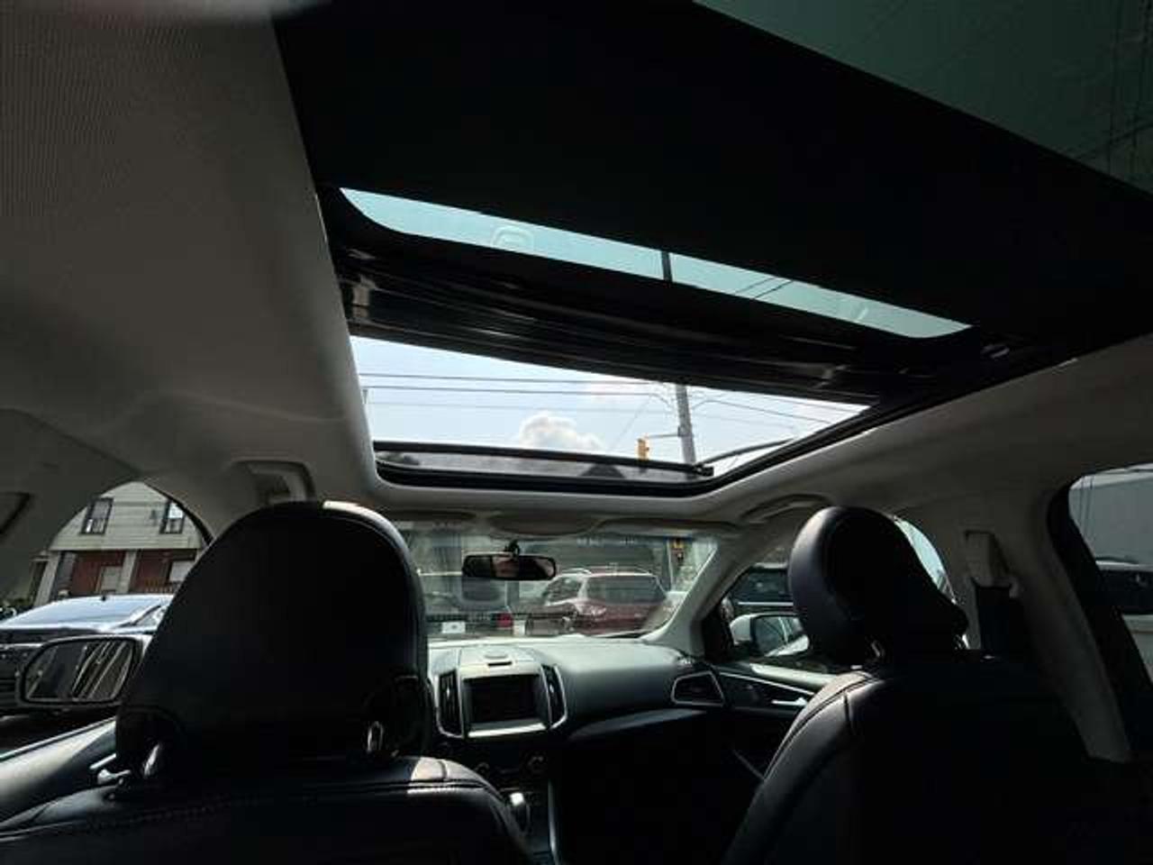 2015 Ford Edge FWD V6 Photo