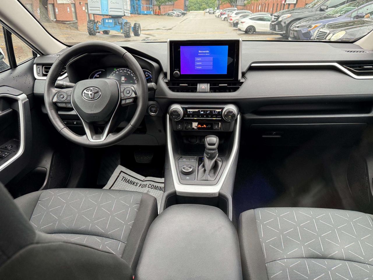 2025 Toyota RAV4 Hybrid XLE AWD, ONE OWNER, ACCIDENT FREE Photo