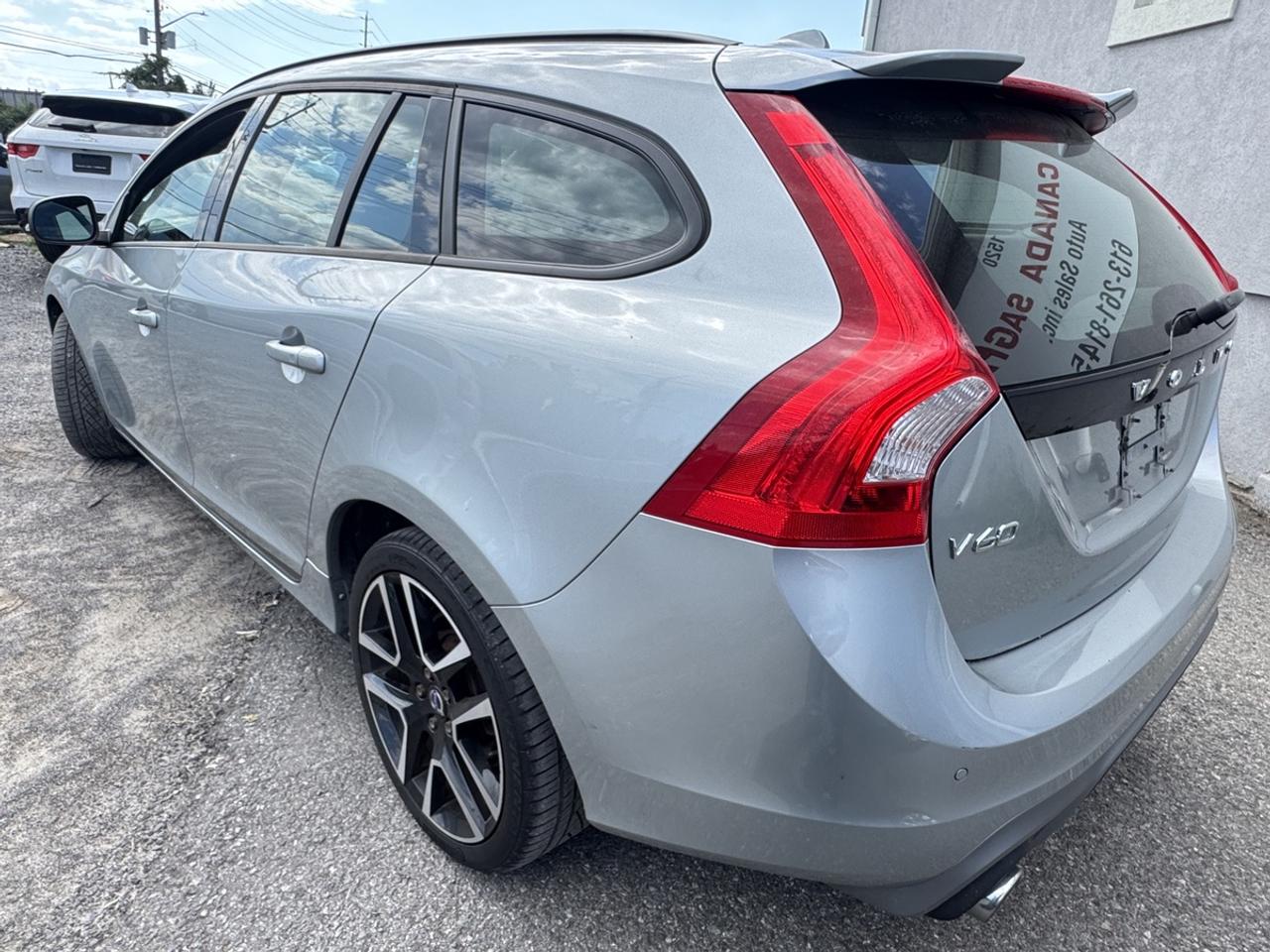 2018 Volvo V60 Dynamic Photo