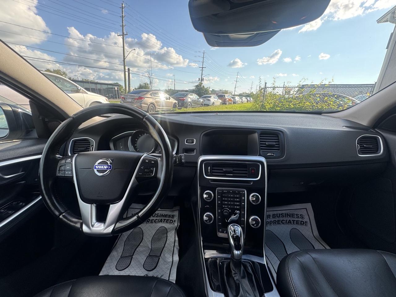 2018 Volvo V60 Dynamic Photo