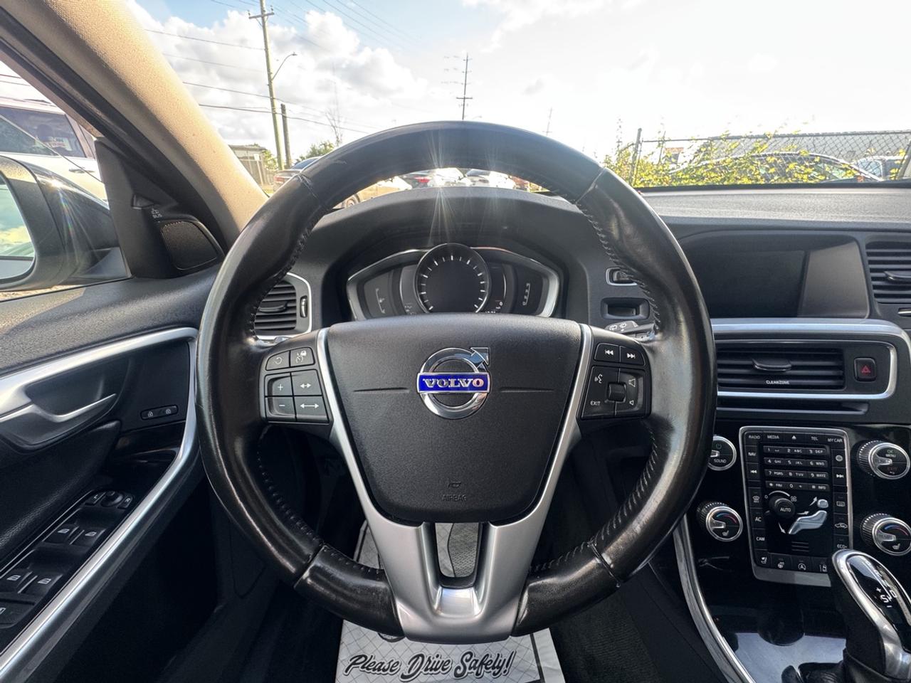 2018 Volvo V60 Dynamic Photo