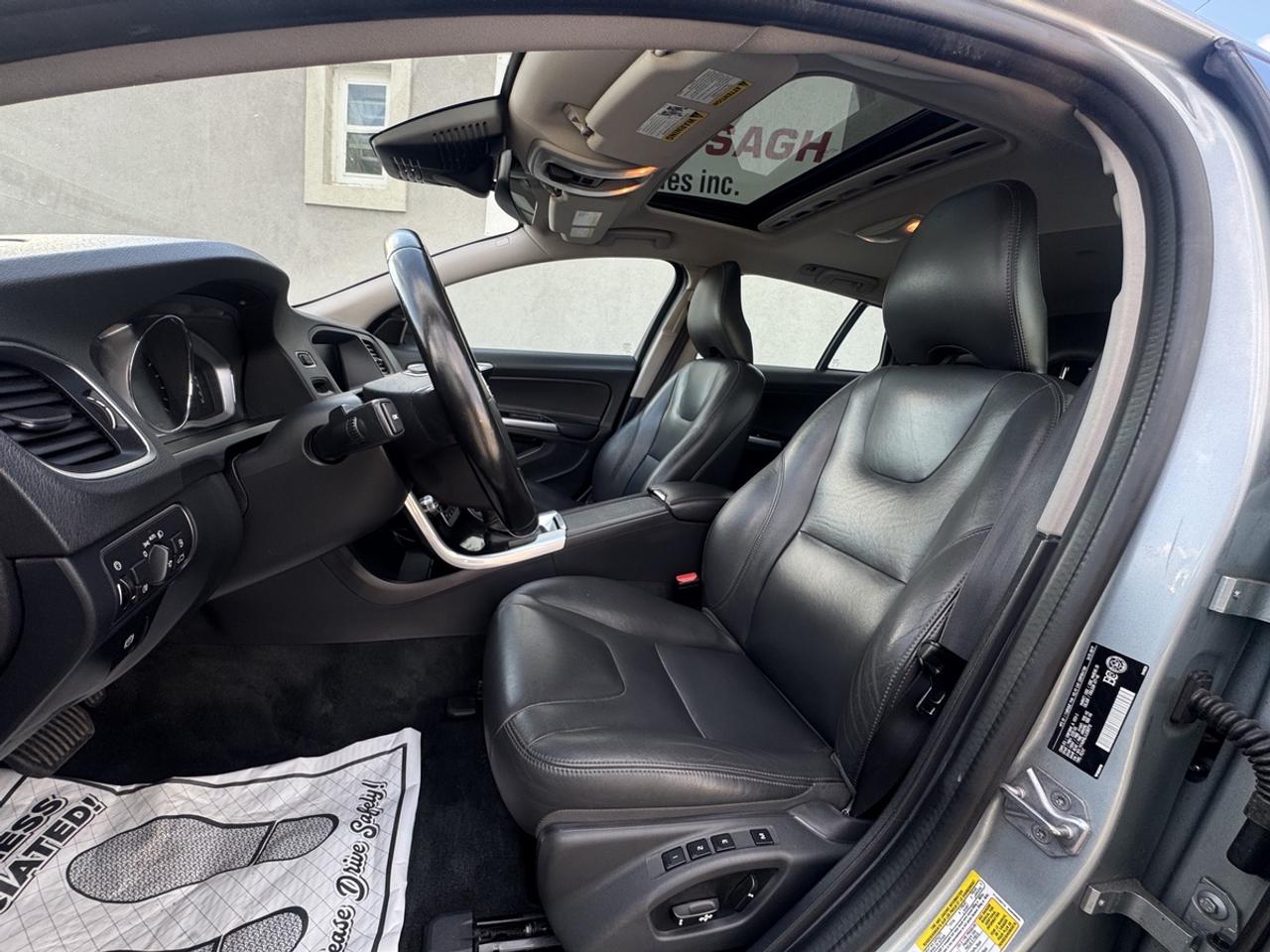 2018 Volvo V60 Dynamic Photo