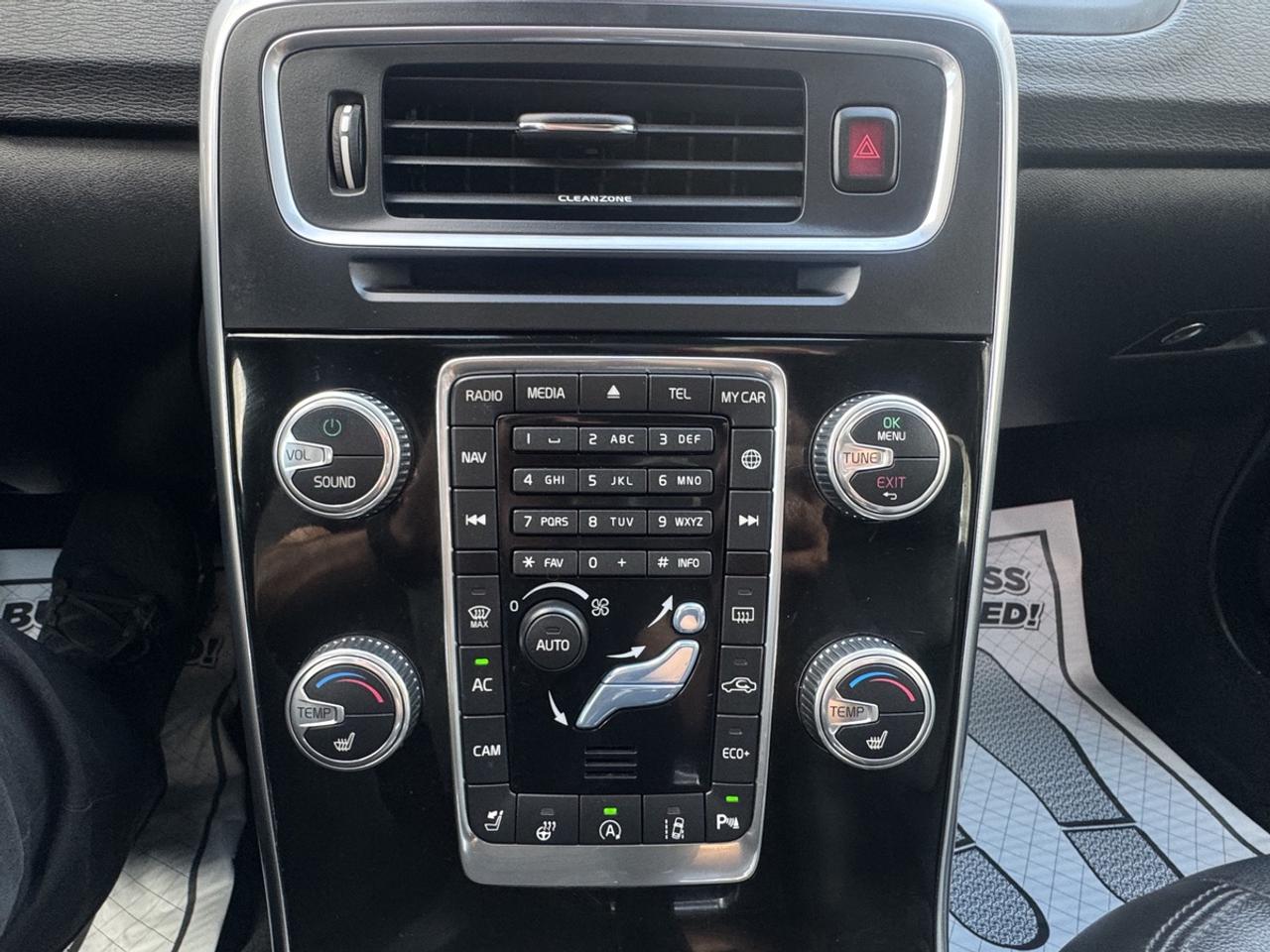 2018 Volvo V60 Dynamic Photo
