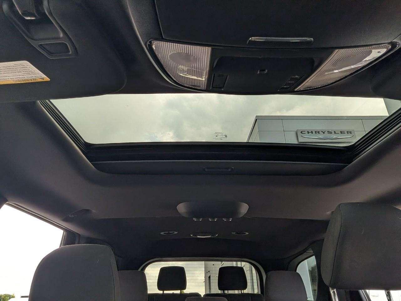 2024 Dodge Durango SXT 7 PASSENGER SUV Photo