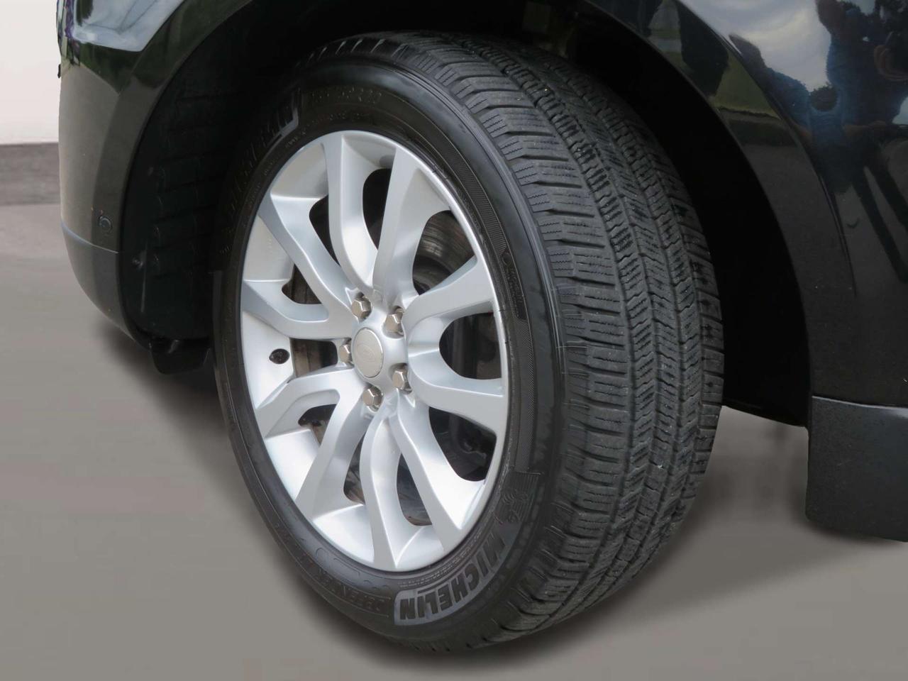 2014 Land Rover Range Rover Sport 4WD 4dr HSE Photo