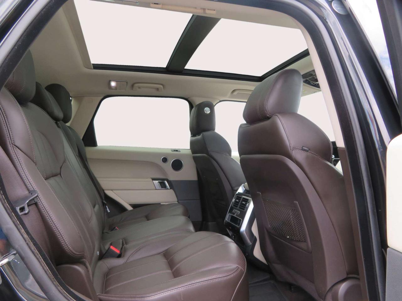 2014 Land Rover Range Rover Sport 4WD 4dr HSE Photo