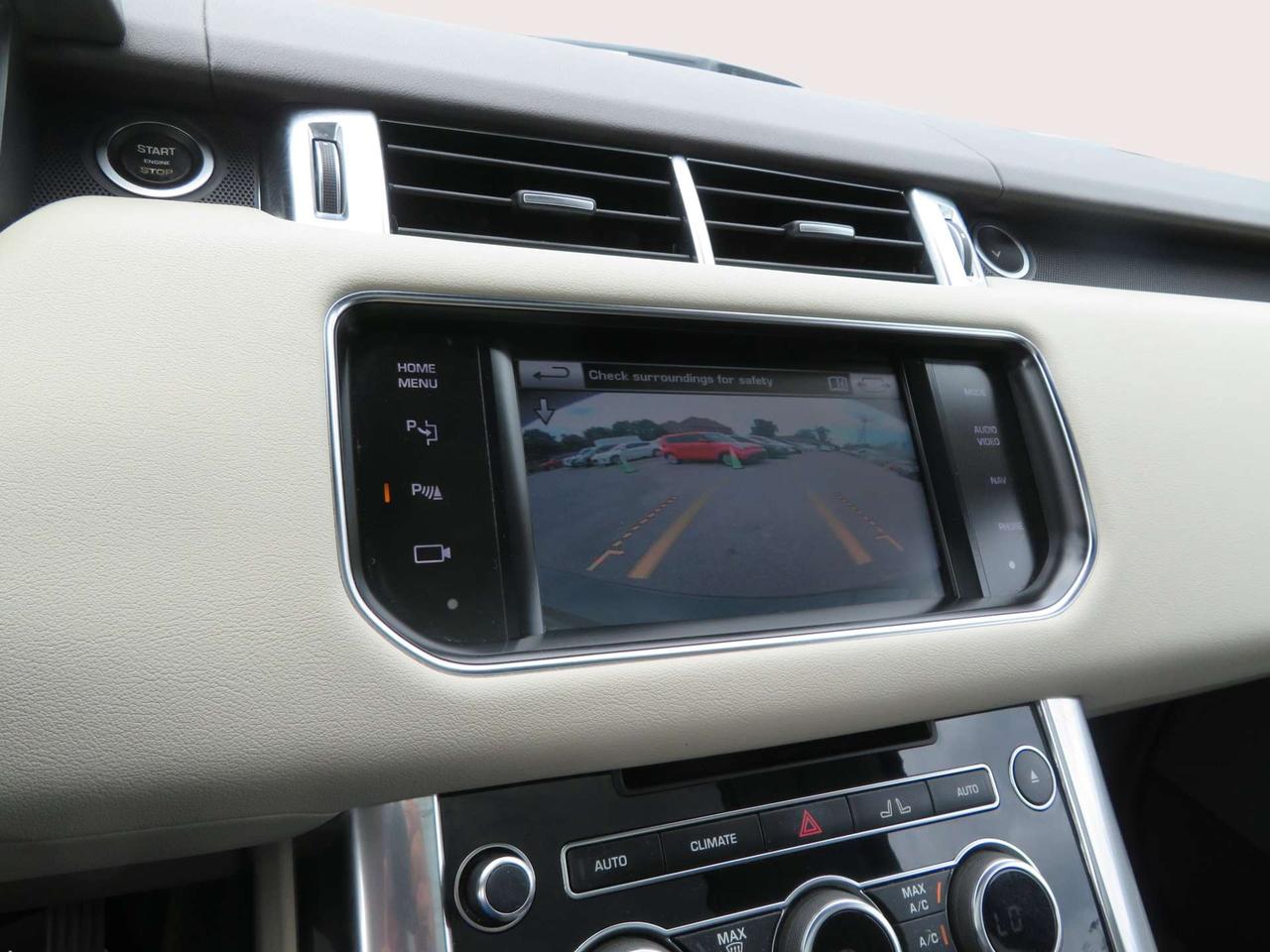 2014 Land Rover Range Rover Sport 4WD 4dr HSE Photo