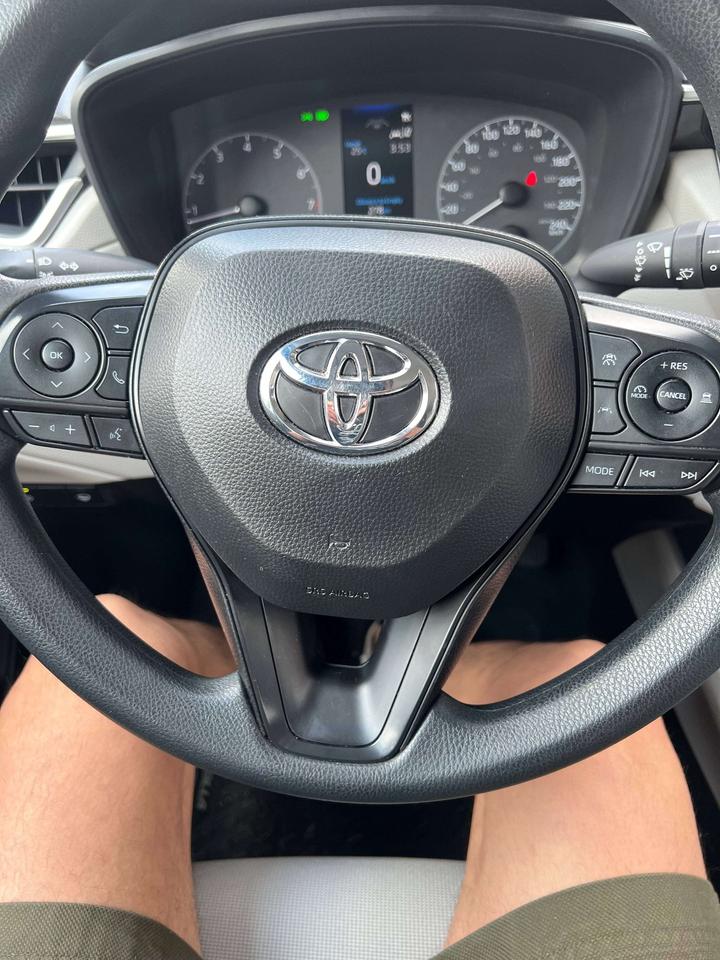 2024 Toyota Corolla Cross L AWD BACKUP CAMERA BLUE TOOTH APPLE CARPLAY Photo