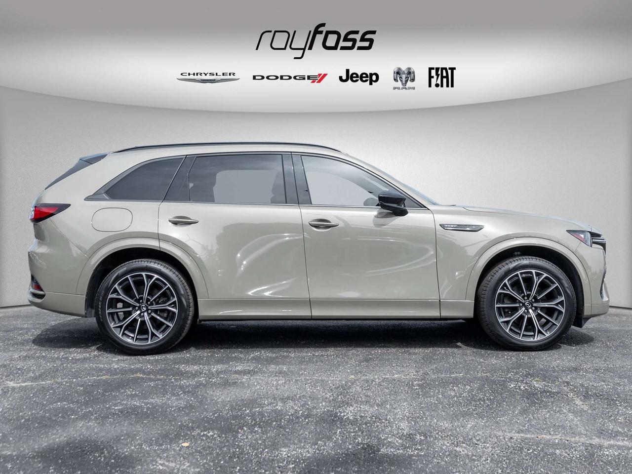 2025 Mazda CX-70 PHEV Clean Carfax   Pano Roof   Nav   Adapt Cruise Photo