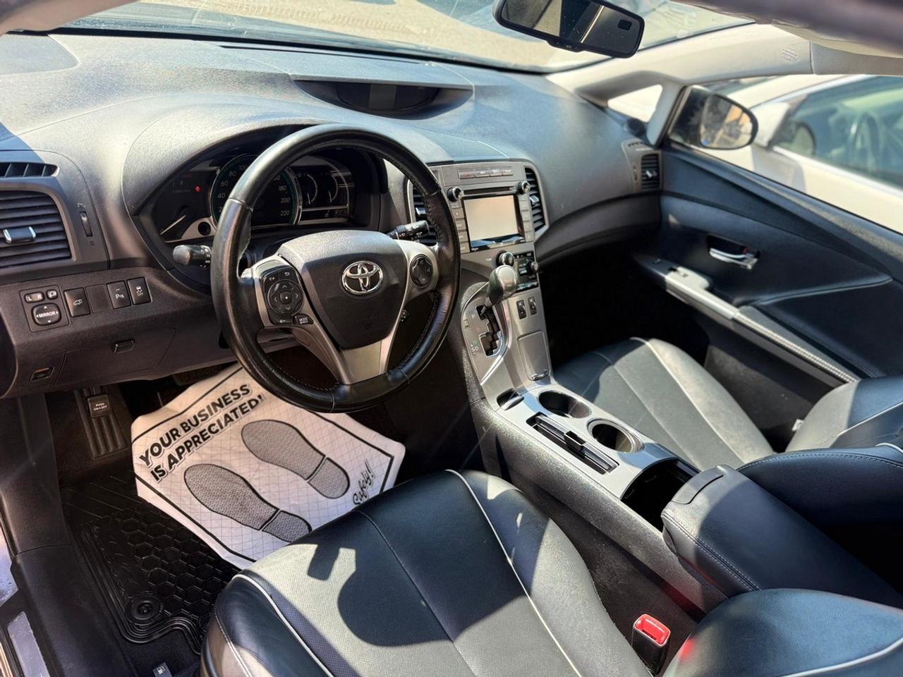 2016 Toyota Venza LIMITED Photo