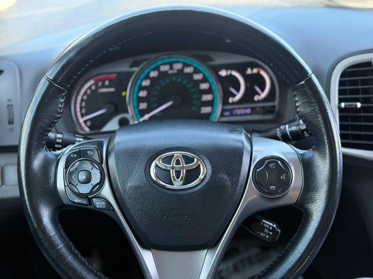 2016 Toyota Venza LIMITED Photo