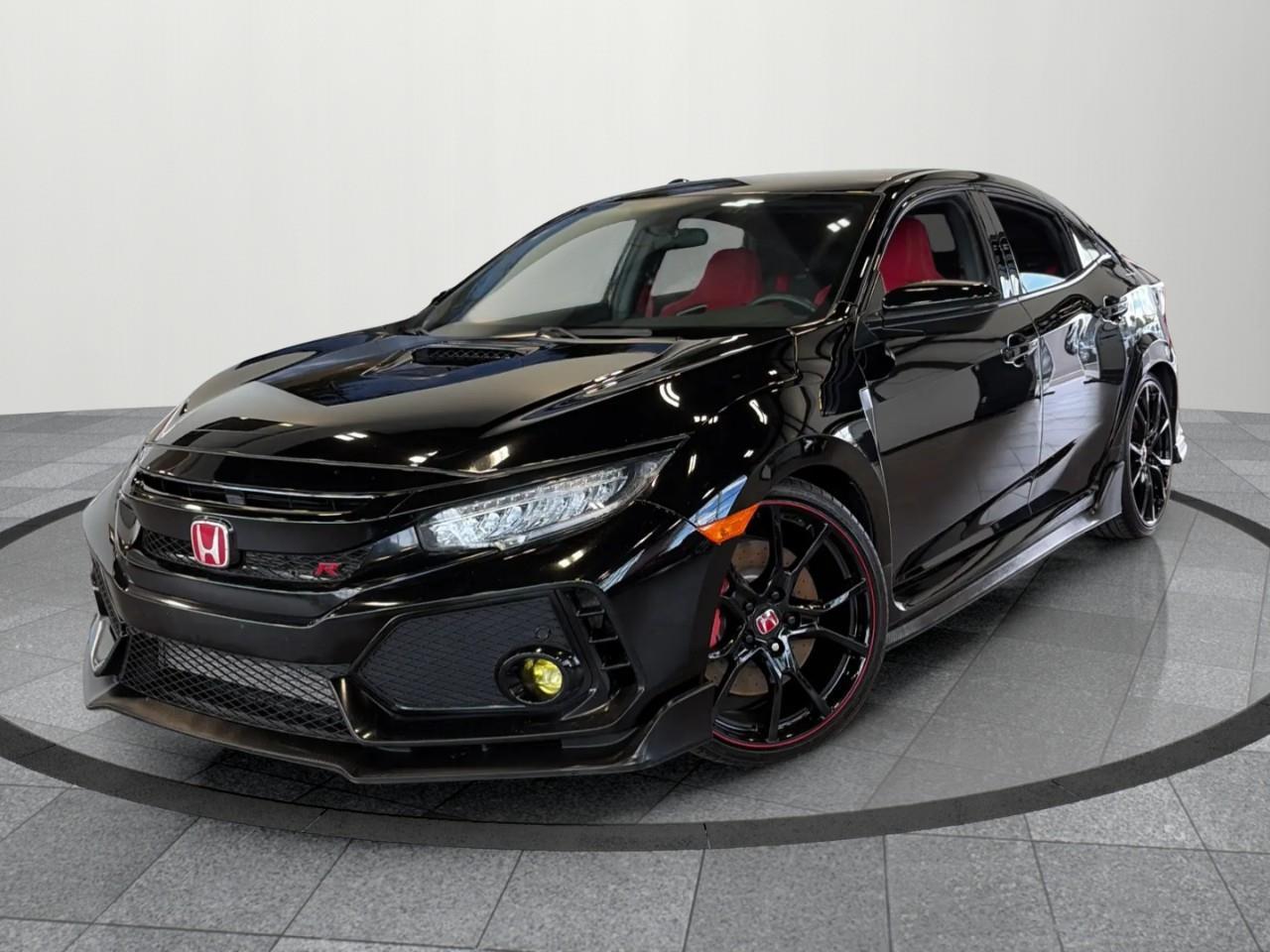 2018 Honda Civic Type R Base 4dr Hatchback Photo