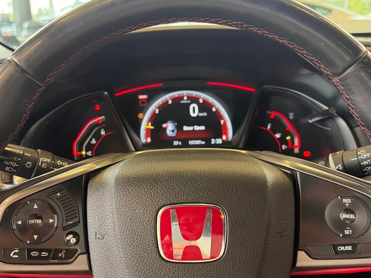 2018 Honda Civic Type R Base 4dr Hatchback Photo