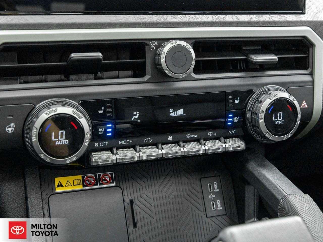 2024 Toyota Tacoma LIMITED LEATHER SUNROOF POWER RUNNING BOARDS VENTILATED SEATS HUD ONE OWNER TCUV Photo