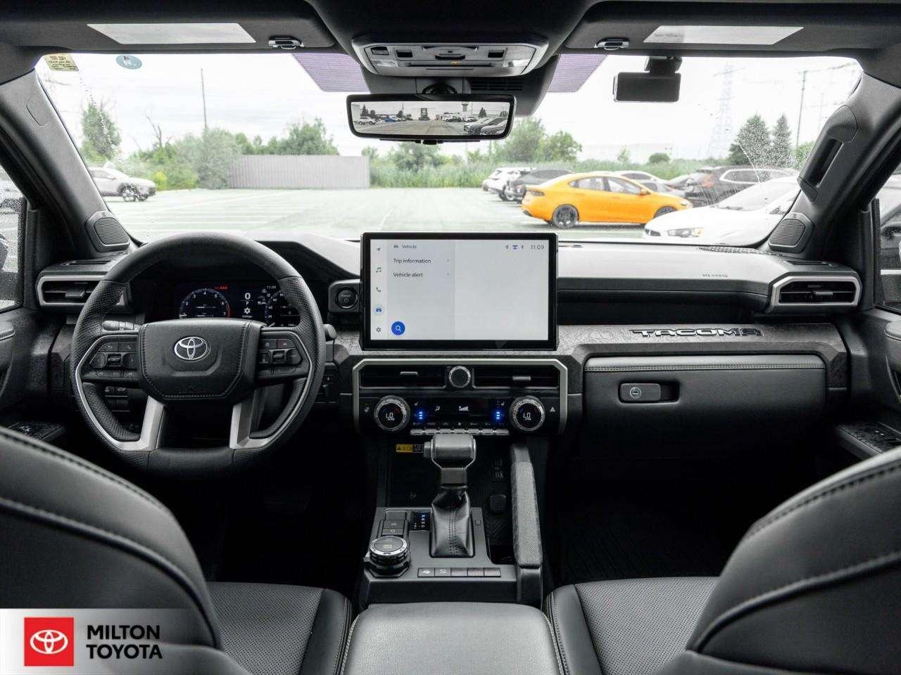 2024 Toyota Tacoma LIMITED LEATHER SUNROOF POWER RUNNING BOARDS VENTILATED SEATS HUD ONE OWNER TCUV Photo