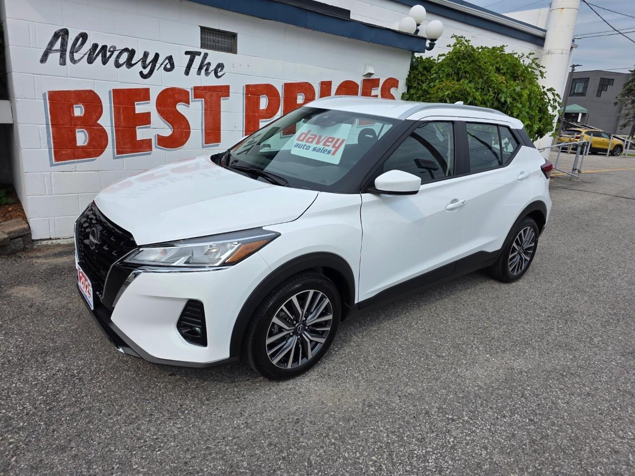 2025 Nissan Kicks Play SV 4dr Front-Wheel Drive Photo3