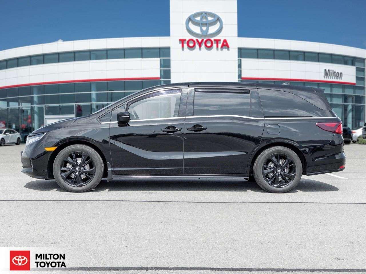 2023 Honda Odyssey LEATHER NAVIGATION 11 SPEAKERS VENTILATED SEATS POWER TAILGATE REAR ENTERTAINMENT NEW BRAKE PADS+ROTORS Black Edition Photo
