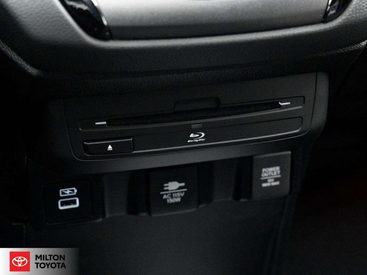 2023 Honda Odyssey LEATHER NAVIGATION 11 SPEAKERS VENTILATED SEATS POWER TAILGATE REAR ENTERTAINMENT NEW BRAKE PADS+ROTORS Black Edition Photo