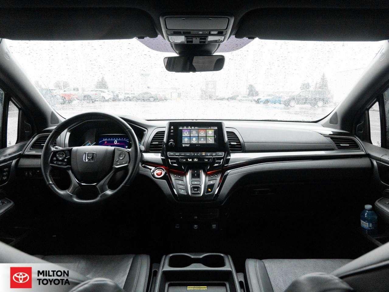 2023 Honda Odyssey LEATHER NAVIGATION 11 SPEAKERS VENTILATED SEATS POWER TAILGATE REAR ENTERTAINMENT NEW BRAKE PADS+ROTORS Black Edition Photo