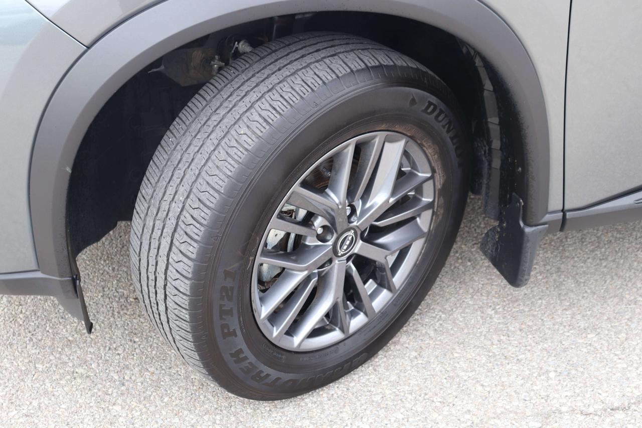 2024 Nissan Rogue S AWD ONE OWNER Low Mileage Carplay Photo