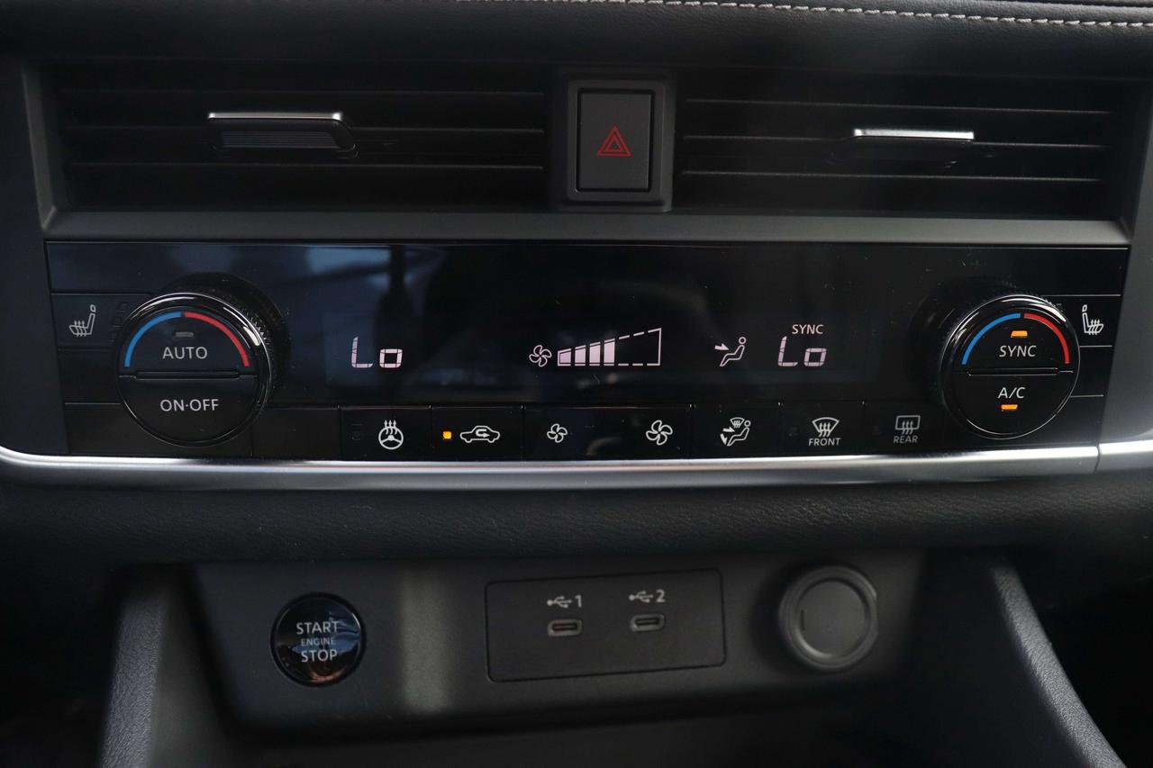 2024 Nissan Rogue S AWD ONE OWNER Low Mileage Carplay Photo