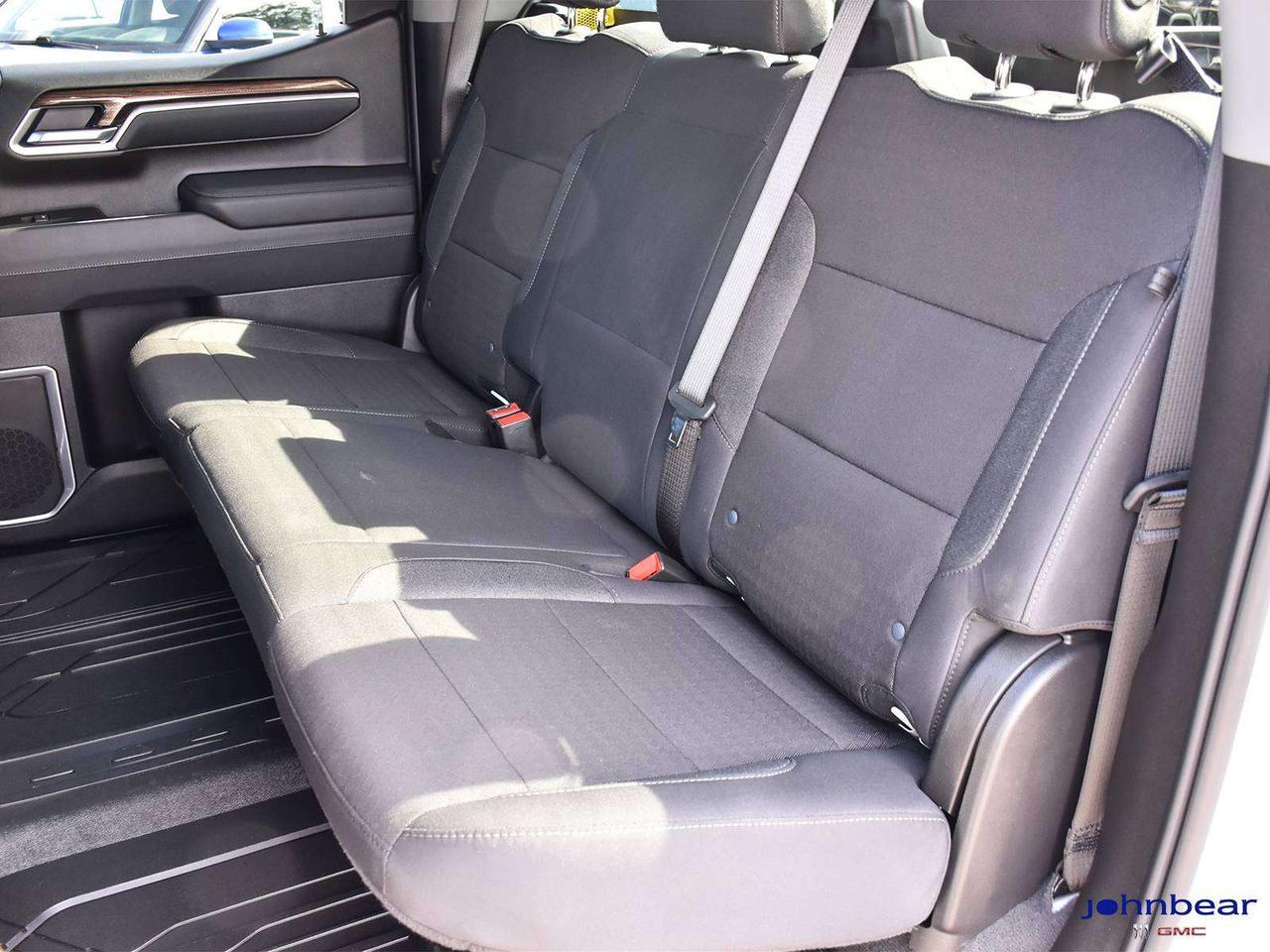 2026 Chevrolet Silverado 1500 RST Photo