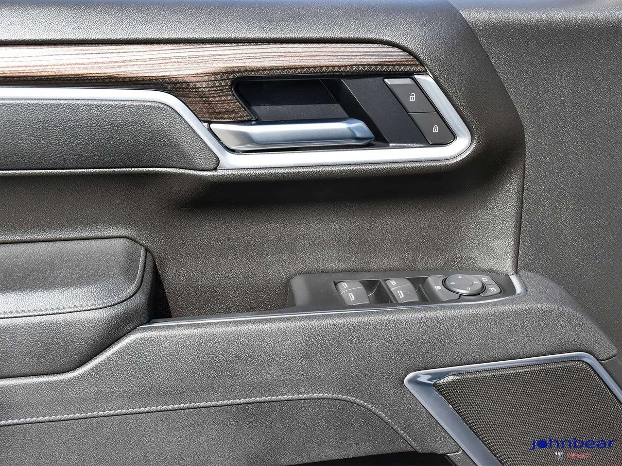 2026 Chevrolet Silverado 1500 RST Photo