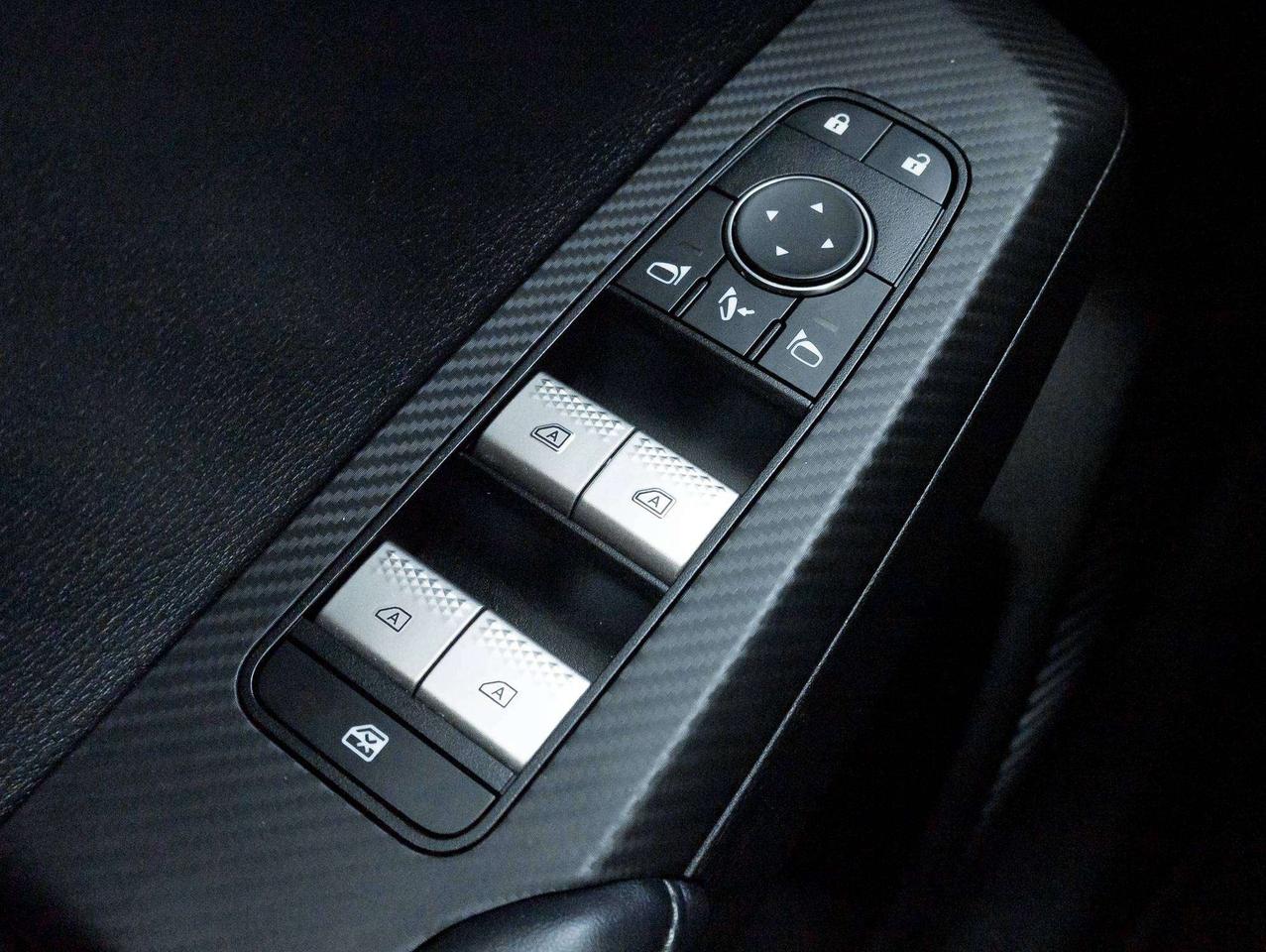 2024 Mitsubishi Outlander SE S-AWC CPO FINANCE RATES FOR AS LOW AS 0.90% Photo
