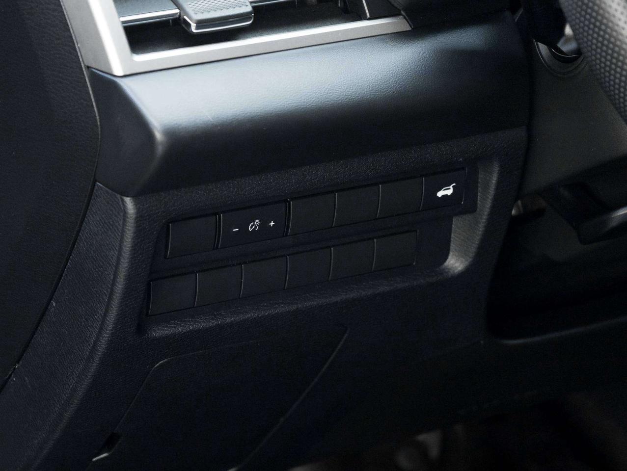 2024 Mitsubishi Outlander SE S-AWC CPO FINANCE RATES FOR AS LOW AS 0.90% Photo
