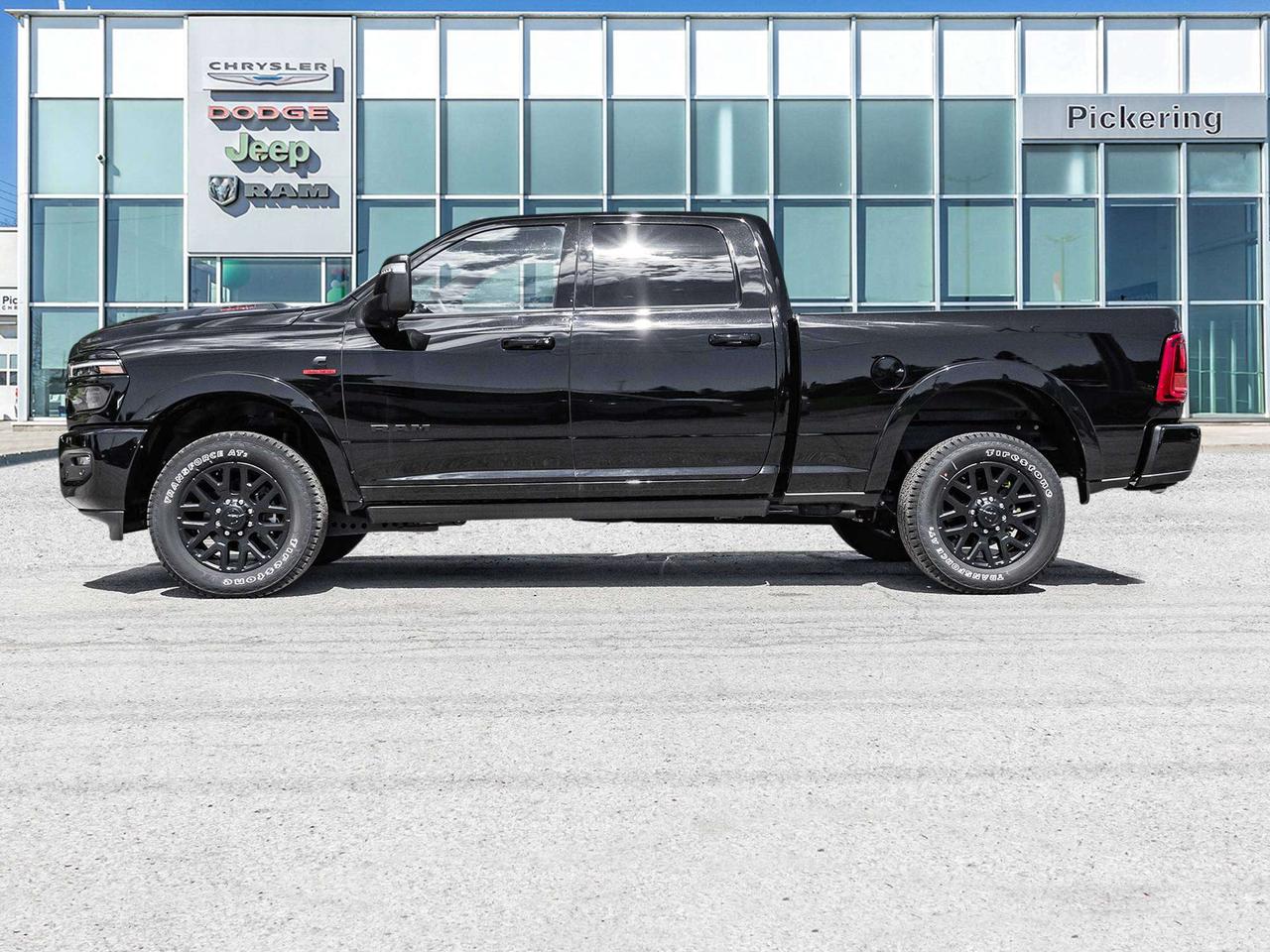 2025 RAM 2500 NIGHT EDITION  5TH WHEEL  SUNROOF Photo