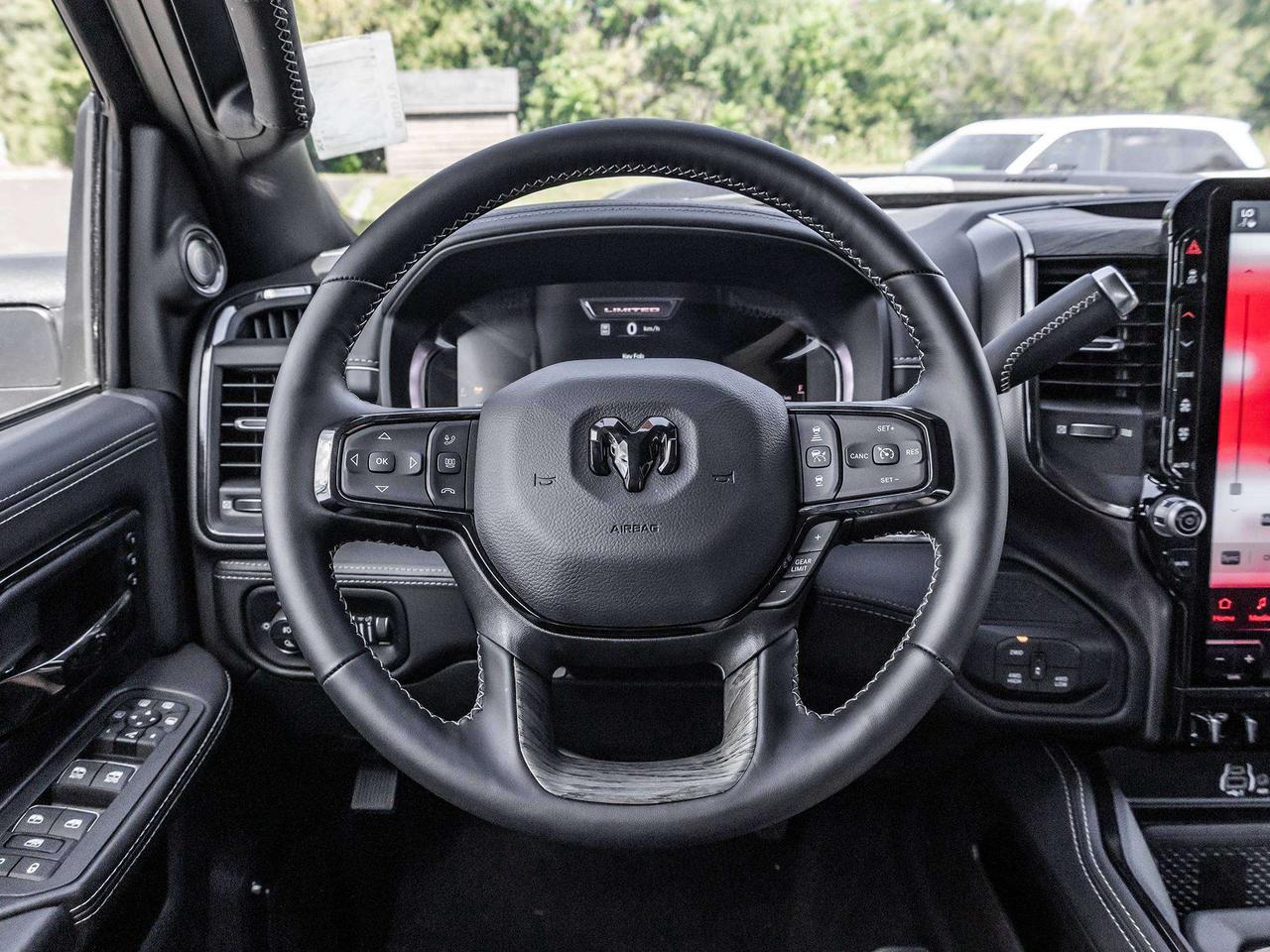 2025 RAM 2500 NIGHT EDITION  5TH WHEEL  SUNROOF Photo
