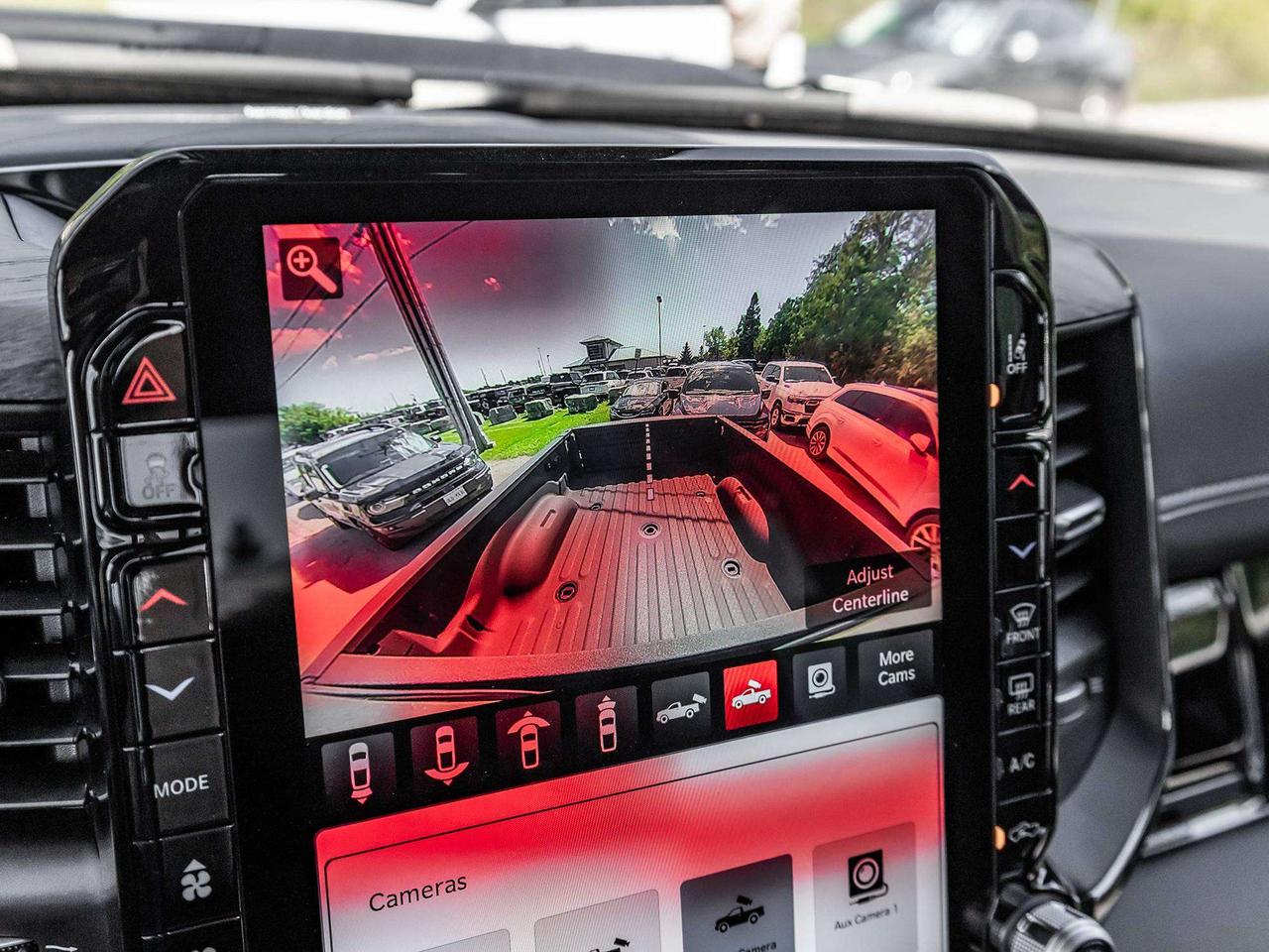 2025 RAM 2500 NIGHT EDITION  5TH WHEEL  SUNROOF Photo