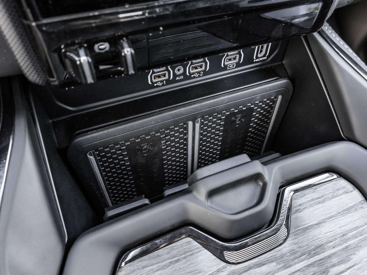2025 RAM 2500 NIGHT EDITION  5TH WHEEL  SUNROOF Photo