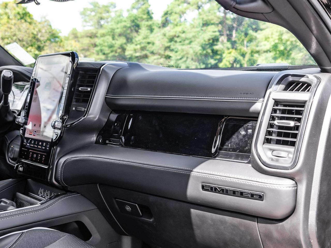 2025 RAM 2500 NIGHT EDITION  5TH WHEEL  SUNROOF Photo