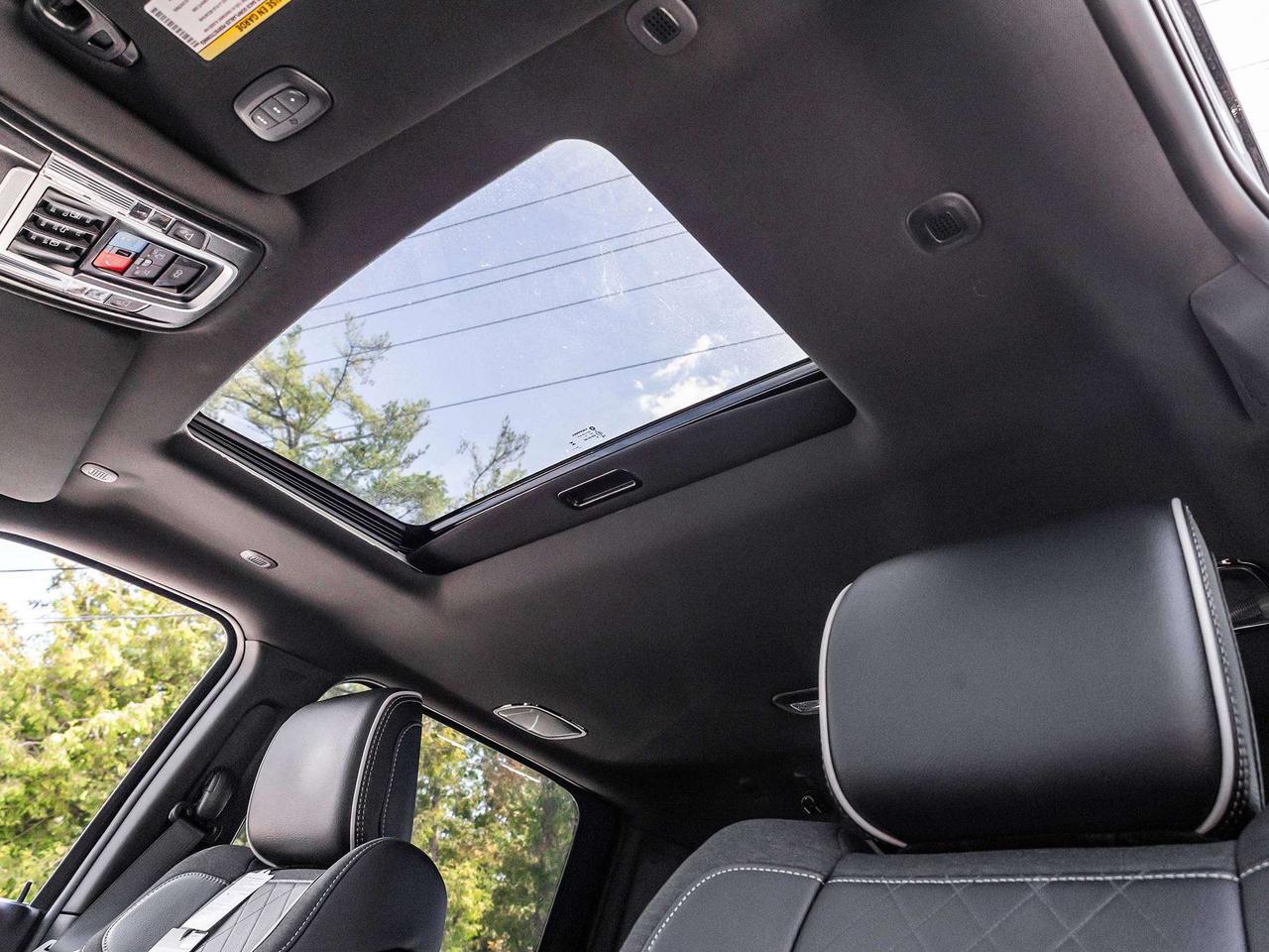 2025 RAM 2500 NIGHT EDITION  5TH WHEEL  SUNROOF Photo