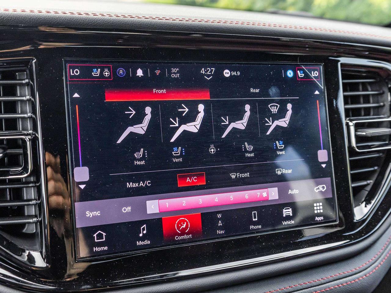 2025 Dodge Durango BLACKTOP PKG  19 HARMAN KARDON SPKRS 2nd ROW CAPTA Photo