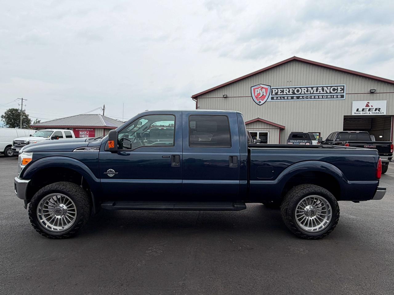 2016 Ford F-250 XLT Photo2
